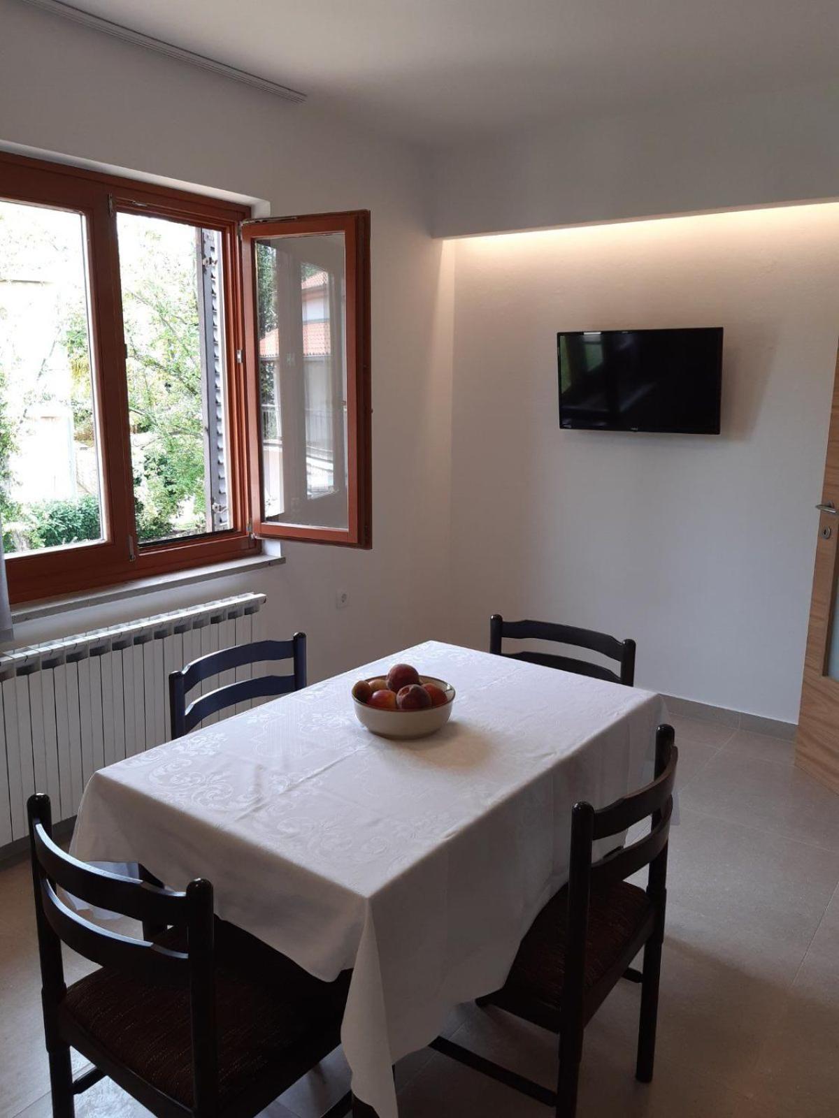 Apartments Cerovic Malinska Luaran gambar