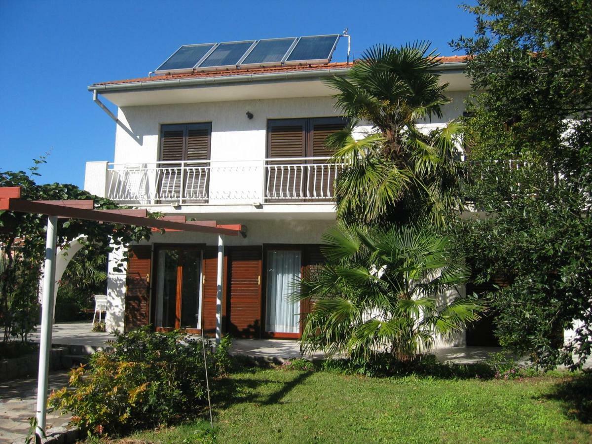 Apartments Cerovic Malinska Luaran gambar